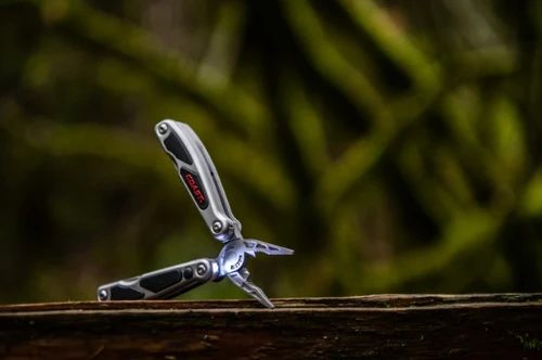 Multi Tools & Gift Packs Coast LED130 Multi Tool - Image 2